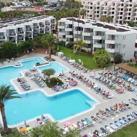 Apartment Few Minutes From The Beach, Wifi,Pool In Los Cristianos, Tenerife South *