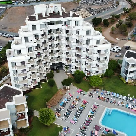 Apartment Few Minutes From The Beach, Wifi,Pool In Los Cristianos, Tenerife South Daire