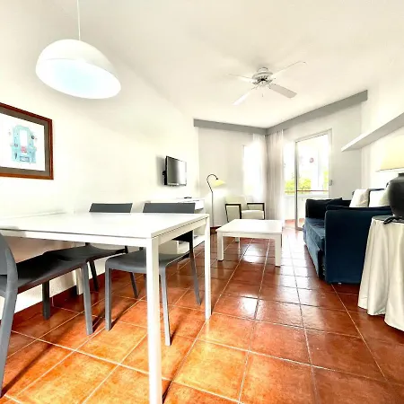 Apartment Few Minutes From The Beach, Wifi,Pool In Los Cristianos, Tenerife South Los Cristianos (Tenerife)