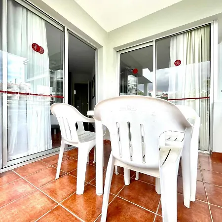 Daire Apartment Few Minutes From The Beach, Wifi,Pool In Los Cristianos, Tenerife South *