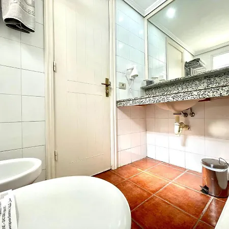 Apartment Few Minutes From The Beach, Wifi,Pool In Los Cristianos, Tenerife South * Los Cristianos (Tenerife)
