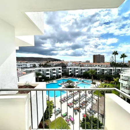 Apartment Apartment Few Minutes From The Beach, Wifi,Pool In Los Cristianos, Tenerife South Los Cristianos (Tenerife)