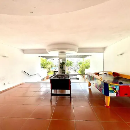 Apartment Few Minutes From The Beach, Wifi,Pool In Los Cristianos, Tenerife South Apartment